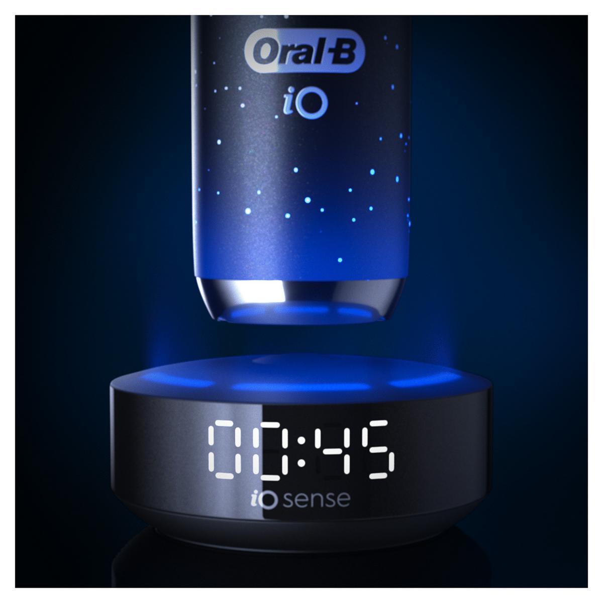 ORAL B iO 10 Şarjlı Diş Fırçası Siyah + Manyetik Şarj + Seyahat Kabı - görsel 3